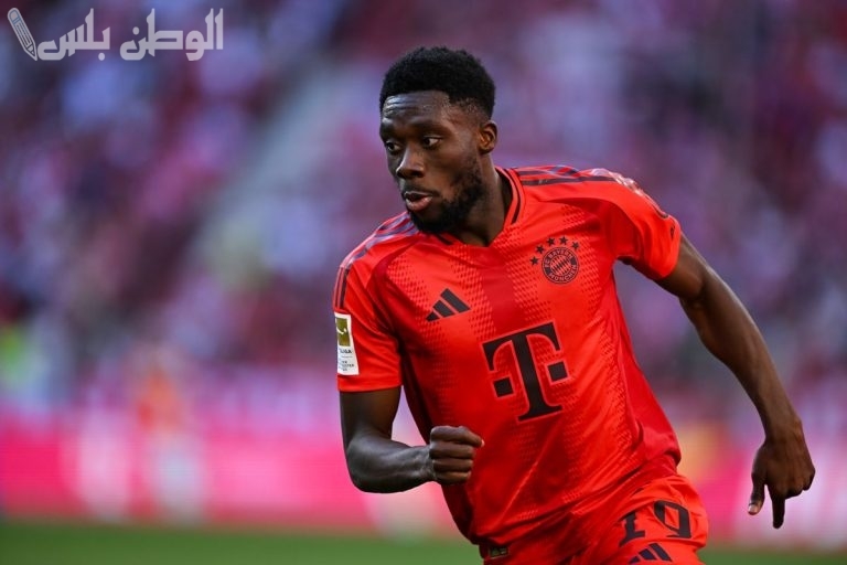 ديفيز يقترب من تجديد عقده مع بايرن ميونيخ بعد خلاف مالي