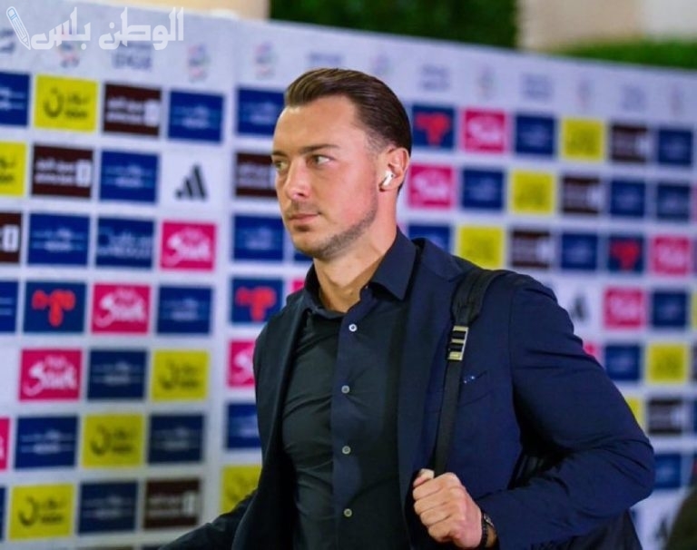 الأهلي يعلن استمرار ماتياس يايسله في قيادة الفريق الأول