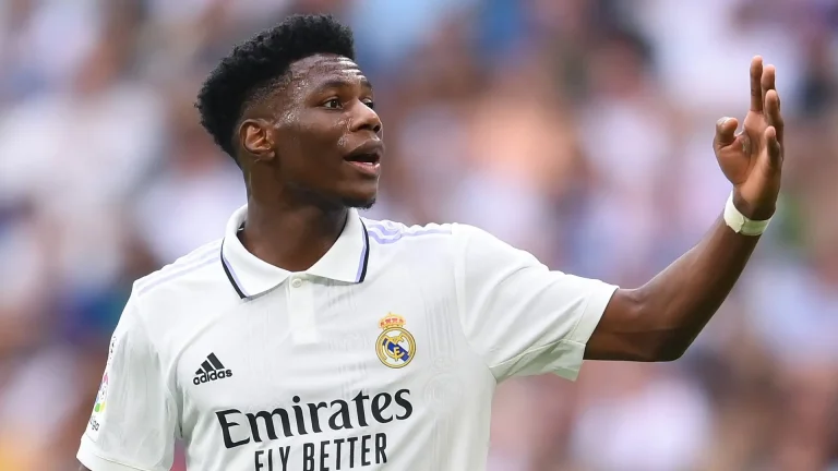 ريال مدريد يواجه لاس بالماس وسط غياب تشواميني المفاجئ
