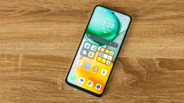 تصميم جذاب وشكل مميز | سعر ومواصفات هاتف HONOR X7c