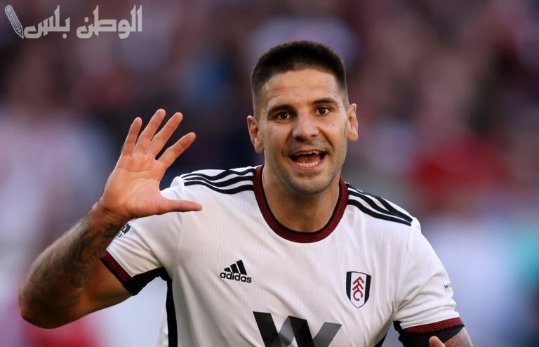 ميتروفيتش يغادر المباراة مبكرًا بعد إصابته في الكلاسيكو ضد الاتحاد