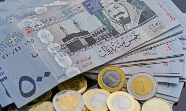 لحظة بلحظة سعر الريال السعودي مقابل الجنيه المصري مع بدء موسم عمرة رجب وشعبان في السوق السوداء