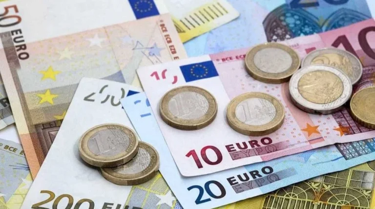 أسعار العملات 18-1-2025: سعر صرف اليورو مقابل الجنيه المصري يسجل أقل مستوياته منذ يوليو الماضي!