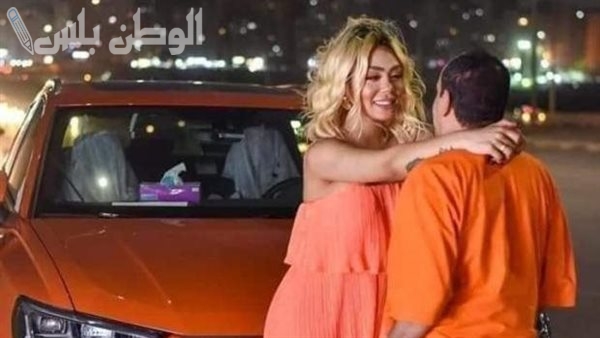 هدير عبد الرازق وزوجها