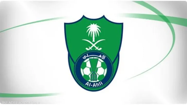 جماهير الأهلي تشعل الأجواء بـ”تيفو مميز” قبل مواجهة النصر