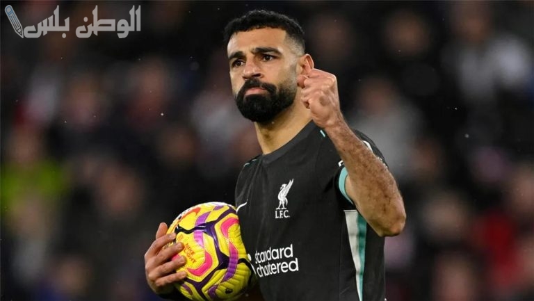 كاراجر يدعم استمرار محمد صلاح في ليفربول وسط جدل التجديد