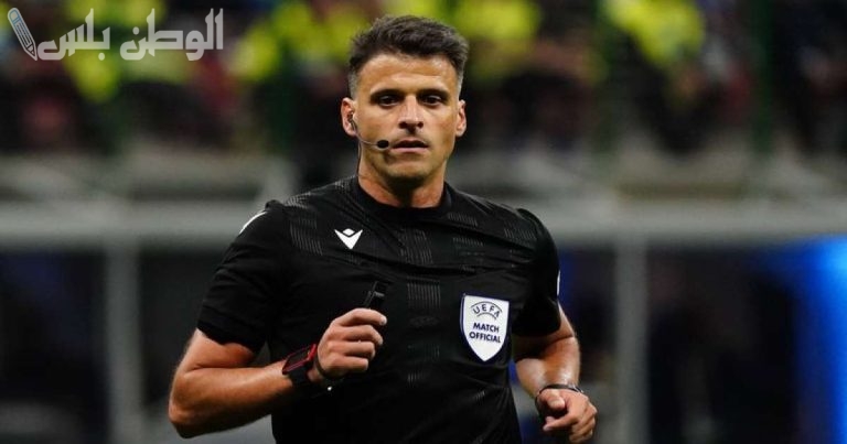 الإسباني خيل مانزانو يقود مباراة الاتحاد ضد الهلال في الكلاسيكو