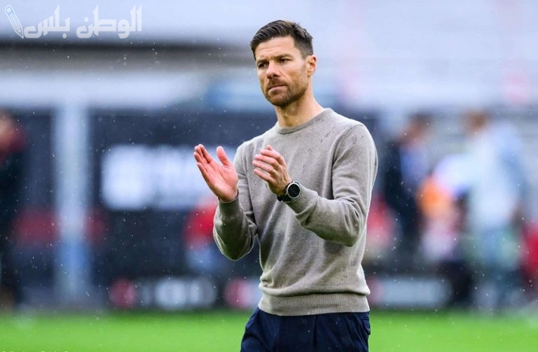 باير ليفركوزن يحسم مستقبل ألونسو وفيرتز بعد الصيف المقبل