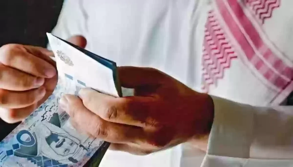 موعد صرف رواتب المتقاعدين في السعودية لعام 2025: رابط الاستعلام وخطوات التحقق