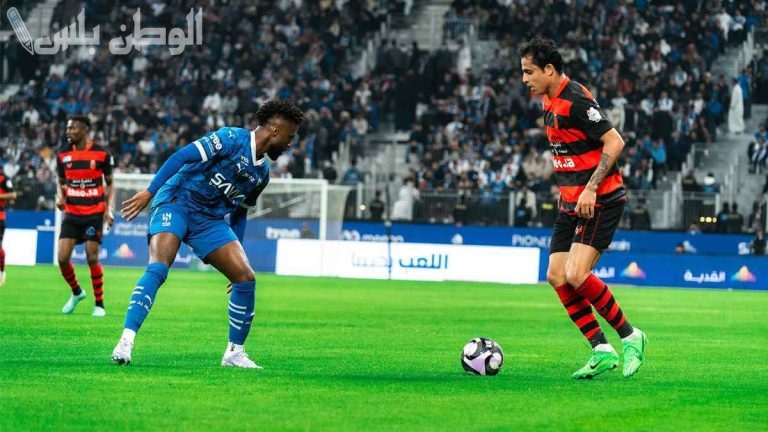 لغز الـ 13 دقيقة يثير الجدل في مباراة الهلال والرياض