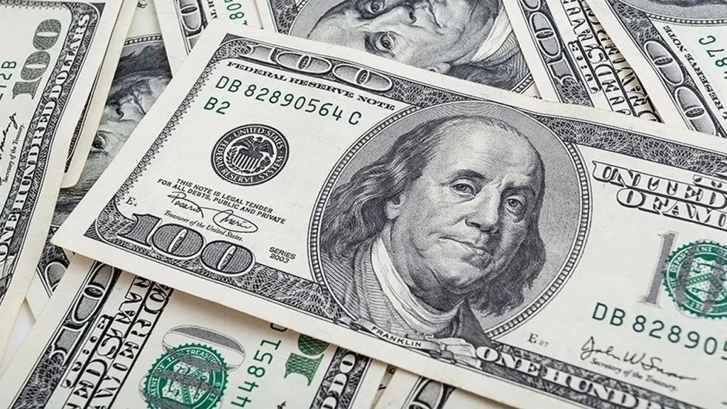 أسعار الدولار الأمريكي اليوم في البنوك
