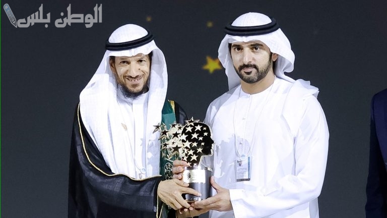 إنجاز عالمي: بعد فوزه بمليون دولار.. أفضل معلم في العالم 2025 يكشف كواليس المنافسة على الجائزة