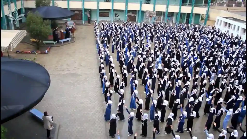 إذاعة مدرسية عن فضل