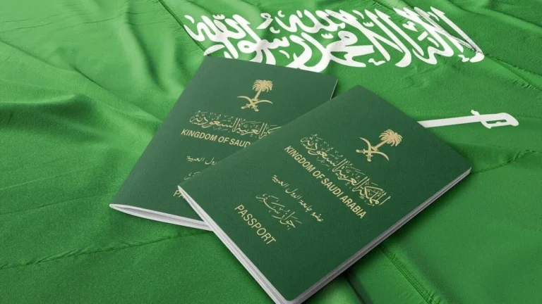 في هذه الحالات فقط!! الجوازات السعودية توضح حالات إيقاف تأشيرة الزيارة العائلية في السعودية 1446