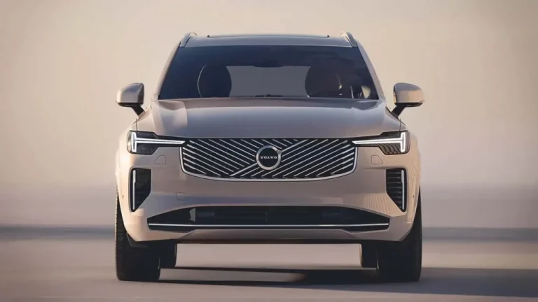 بسعر خيالي إطلاق سيارة فولفو XC90 فيس ليفت 2025 الشكل الجديد في مصر رسميًا