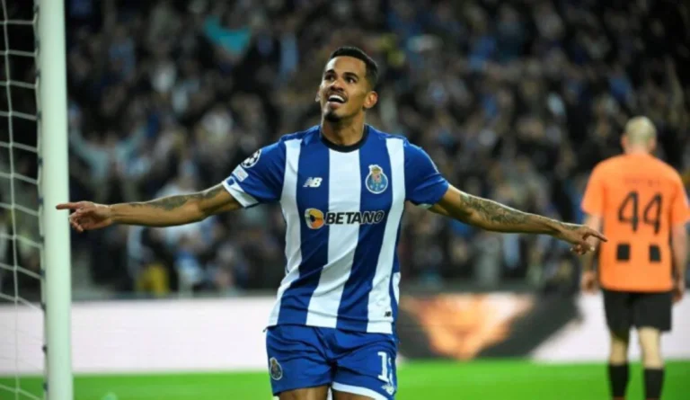 الأهلي يعزز صفوفه بصفقات جديدة قبل مواجهة السد في دوري أبطال آسيا