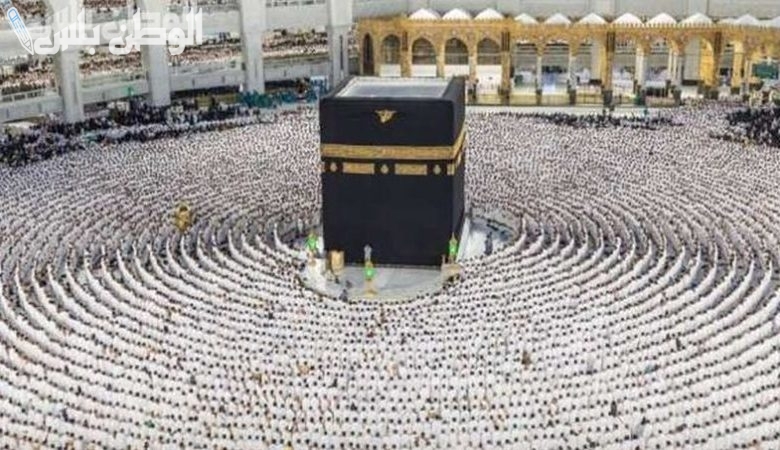 جدول أئمة الحرم المكي