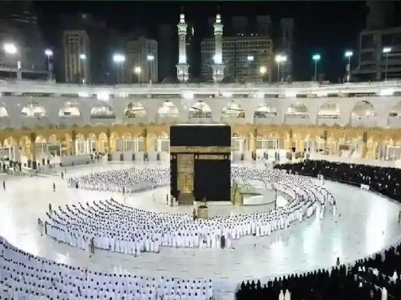 جدول أئمة الحرم المكي