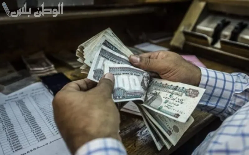 رواتب شهر مارس للموظفين