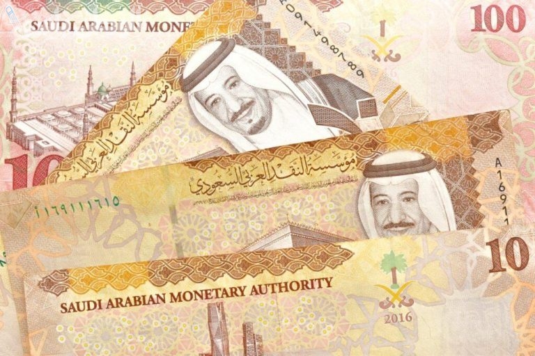 تطور ملحوظ.. سعر الريال السعودي اليوم الأربعاء 12 فبراير 2025 في البنوك المصرية والسوق السوداء لجميع الفئات