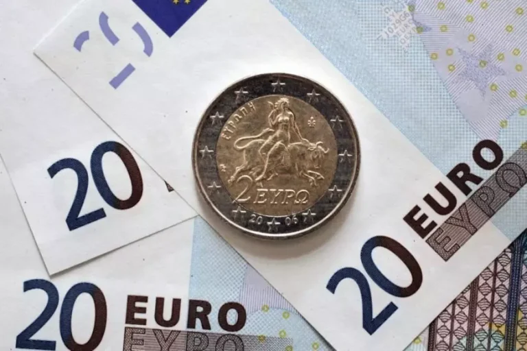 ارتفاع قوي اليوم سعر اليورو في السوق السوداء الأربعاء 12 فبراير 2025 مقابل الجنيه المصري وتحديثات البنوك