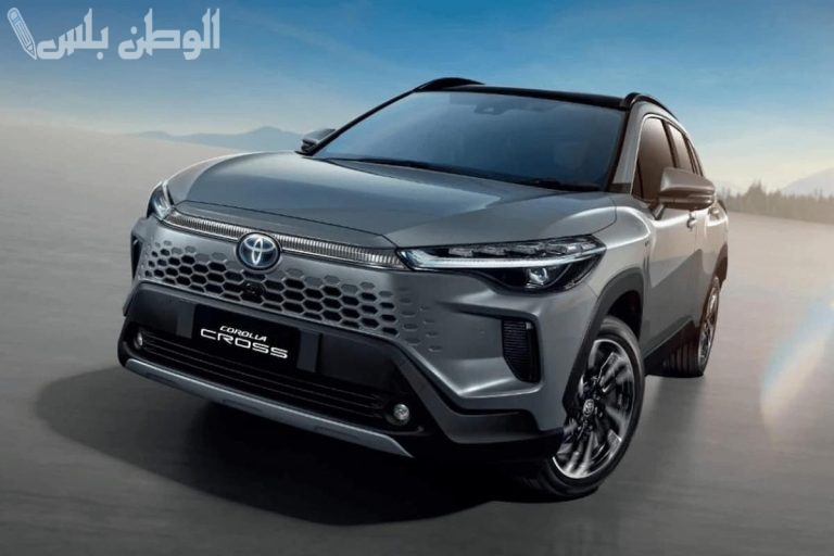 دليلك الشامل | سعر ومواصفات سيارة تويوتا كورولا كروس 2025 وأبرز المزايا والعيوب