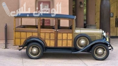 سيارة من الخشب