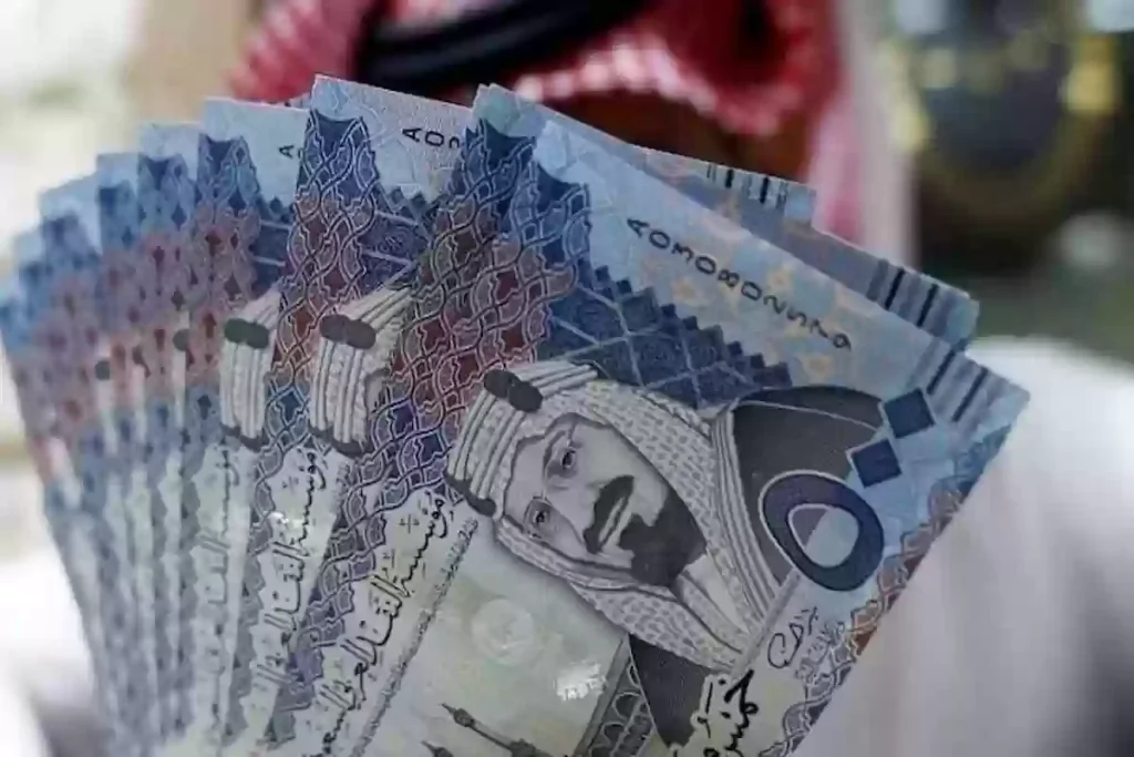صرف المساعدات للأسر المستحقة