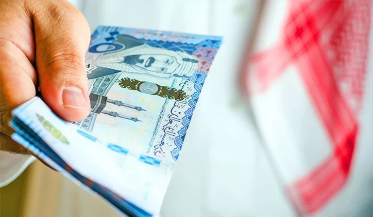 قرض فوري بدون كفيل لاصحاب الرواتب القليلة.. تخلص من ديونك بسلفة 51 الف ريال