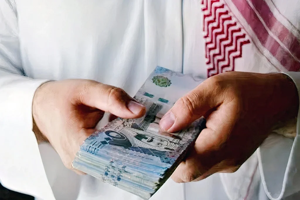 استلم 40 ألف ريال في حسابك لسداد المتعثرات .. قرض لسداد الديون