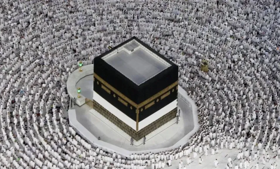 وظائف للرجال والنساء طوال