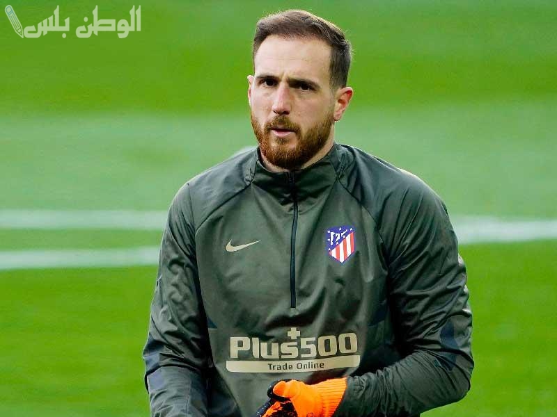 مانشستر يونايتد يستهدف ضم يان أوبلاك لتعويض تراجع مستوى أونانا