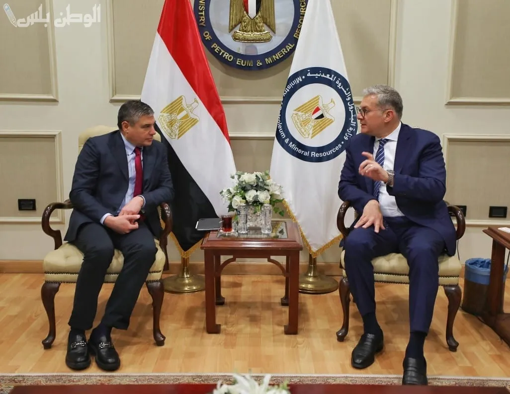 وزير البترول يبحث مع الرئيس التنفيذي لبيكر هيوز