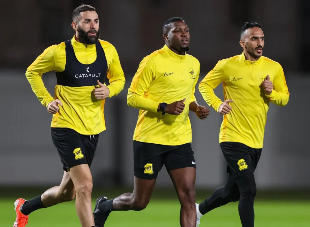 تدريبات الاتحاد في العصر خلال رمضان تثير الجدل