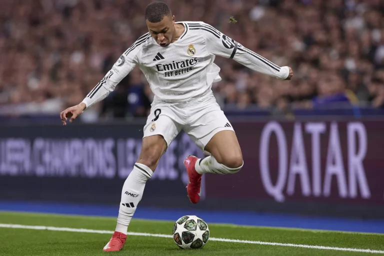 كيليان مبابي يستعد لمواجهة رايو فاليكانو بأرقام مميزة في موسمه الأول مع ريال مدريد في الليغا