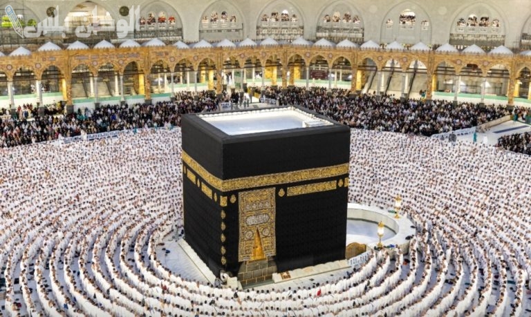 جدول أئمة الحرم المكي لصلاة التراويح 1446 في رمضان.. توزيع الليالي وفقًا لشؤون الأئمة والمؤذنين