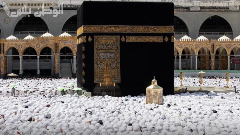 جدول أئمة المسجد الحرام خلال شهر رمضان يعرض موعد صلاتي التراويح والتهجد 1446