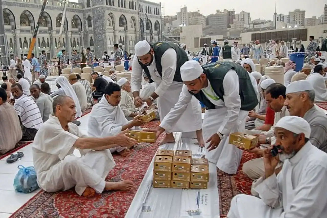 كيفية التسجيل في الاعتكاف بالمسجد الحرام