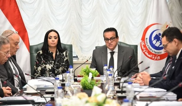 وزير الصحة يلتقي بصندوق