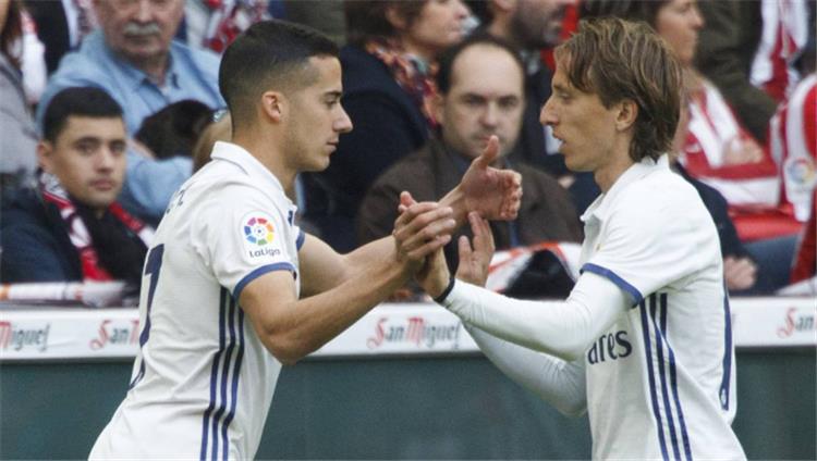 مودريتش وفاسكيز