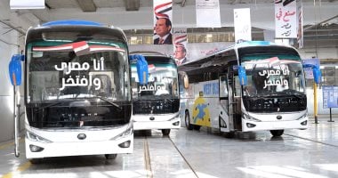 الأتوبيسات الكهربا في مصنع