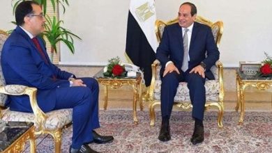 رئيس الوزراء يهنئ الرئيس السيسي بمناسبة ذكرى عيد تحرير سيناء