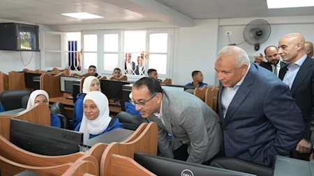 مدبولي يوجة بدعم مدارس