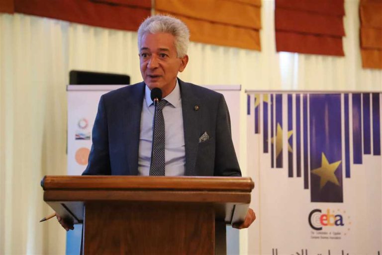 الدكتور علاء عز: “احتياطي السكر يكفي لمدة عام وحظر التصدير للاحتياط”