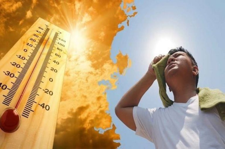 الحر مولع في كل المحافظات ودرجات حرارة بتكسر الأربعين
