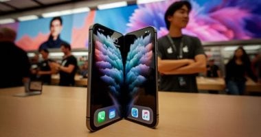iphone قابل للطى ونظارات