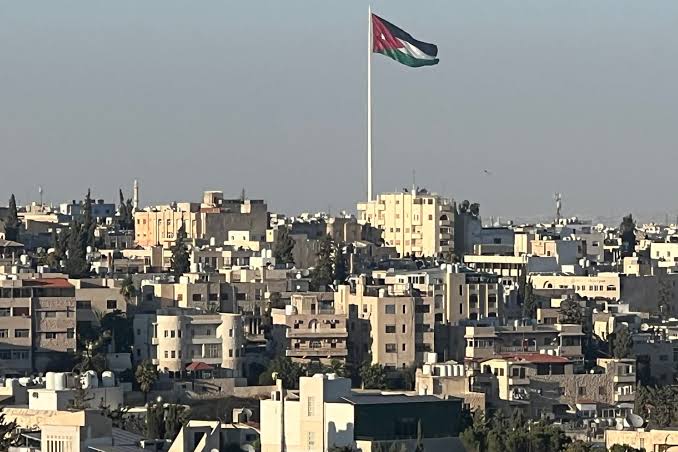 أجواء ربيعية ساحرة نهار الجمعة ودرجات حرارة باردة ليلاً