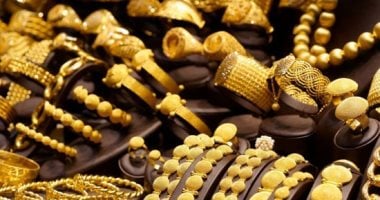 أسعار الذهب تتأرجح في