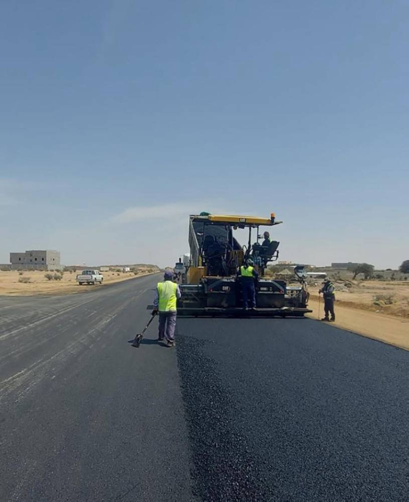 أمانة الطائف تبدأ سفلتة