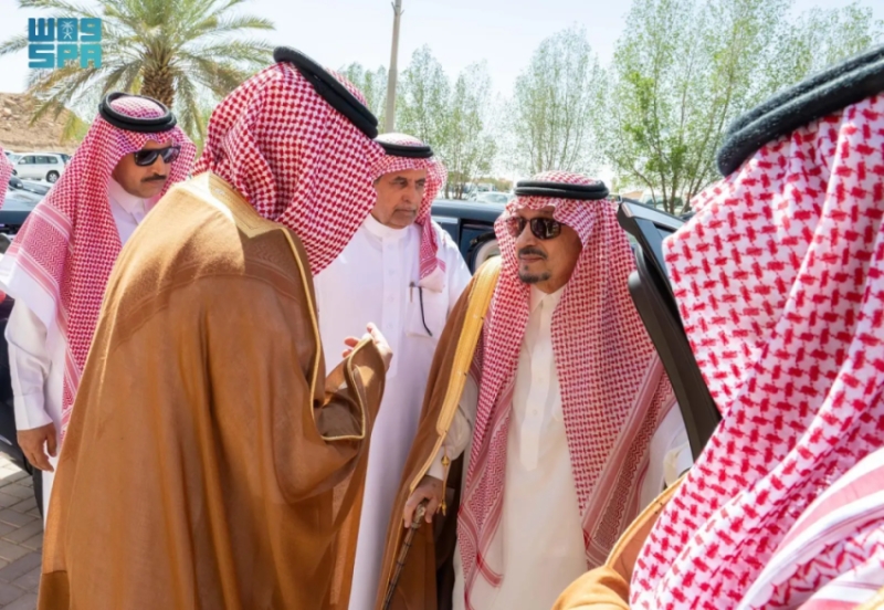 أمير الرياض يتفقد المشاريع